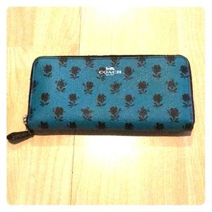 Coach wallet